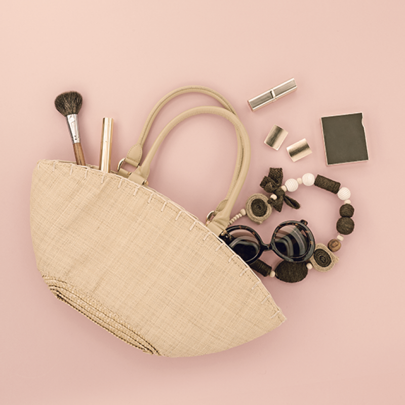 Accessorize Like a Stylist: Transform Everyday Outfits